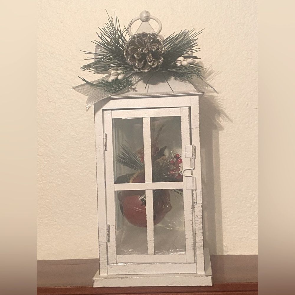 Rustic Christmas decor.